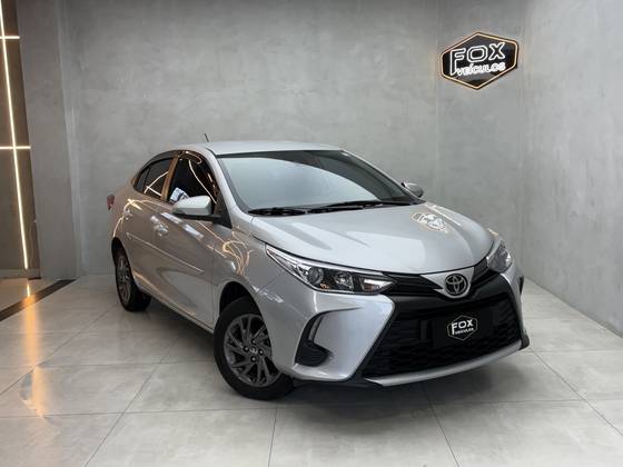 TOYOTA YARIS 1.5 16V FLEX SEDAN XS CONNECT MULTIDRIVE TOYOTA YARIS 1.5 16V FLEX SEDAN XS CONNECT MULTIDRIVE